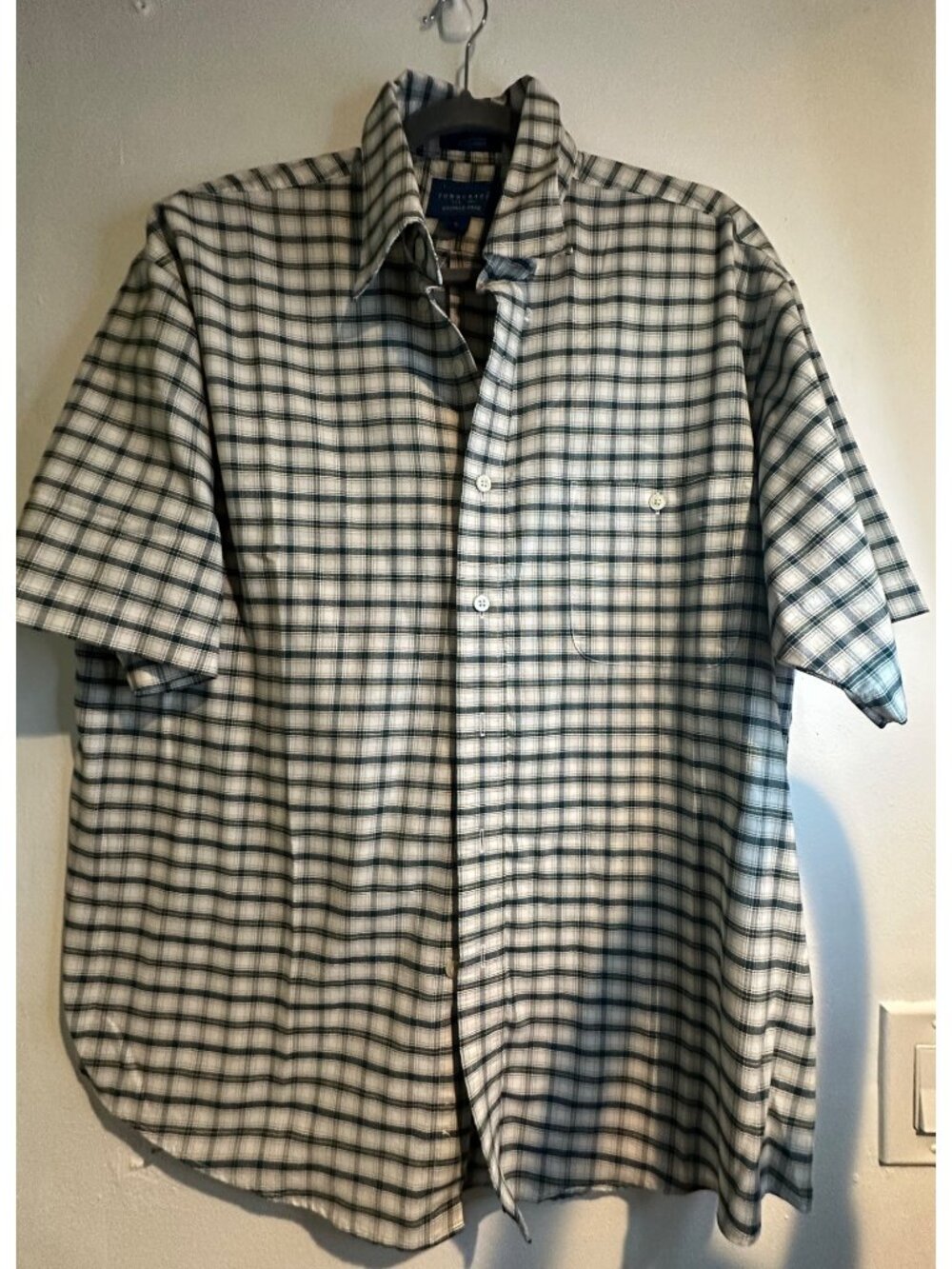 Towncraft Men’s L Wrinkle Free Short Sleeve Button Down summer resortwear office
